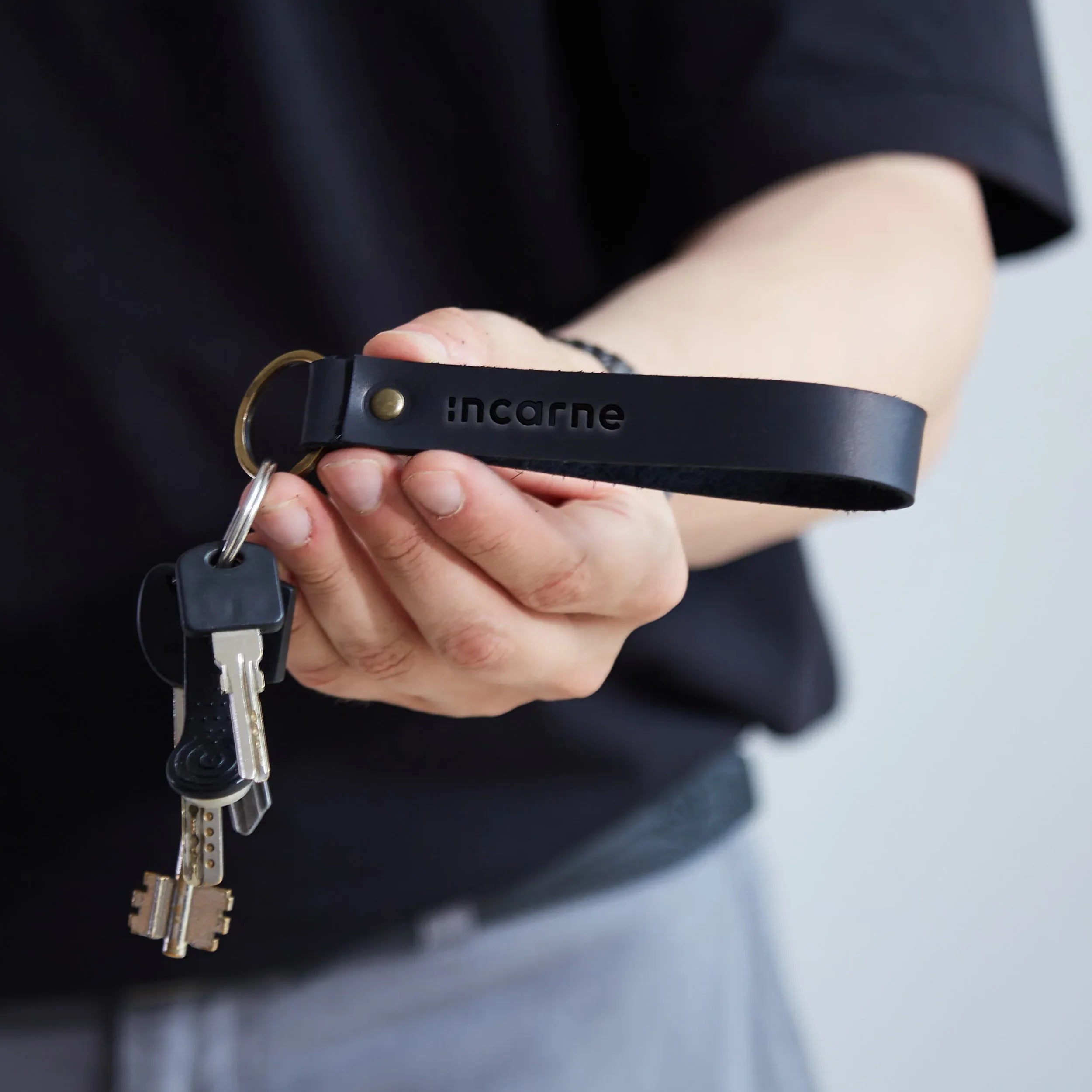 Шкіряний брелок - INCARNE® Україна
