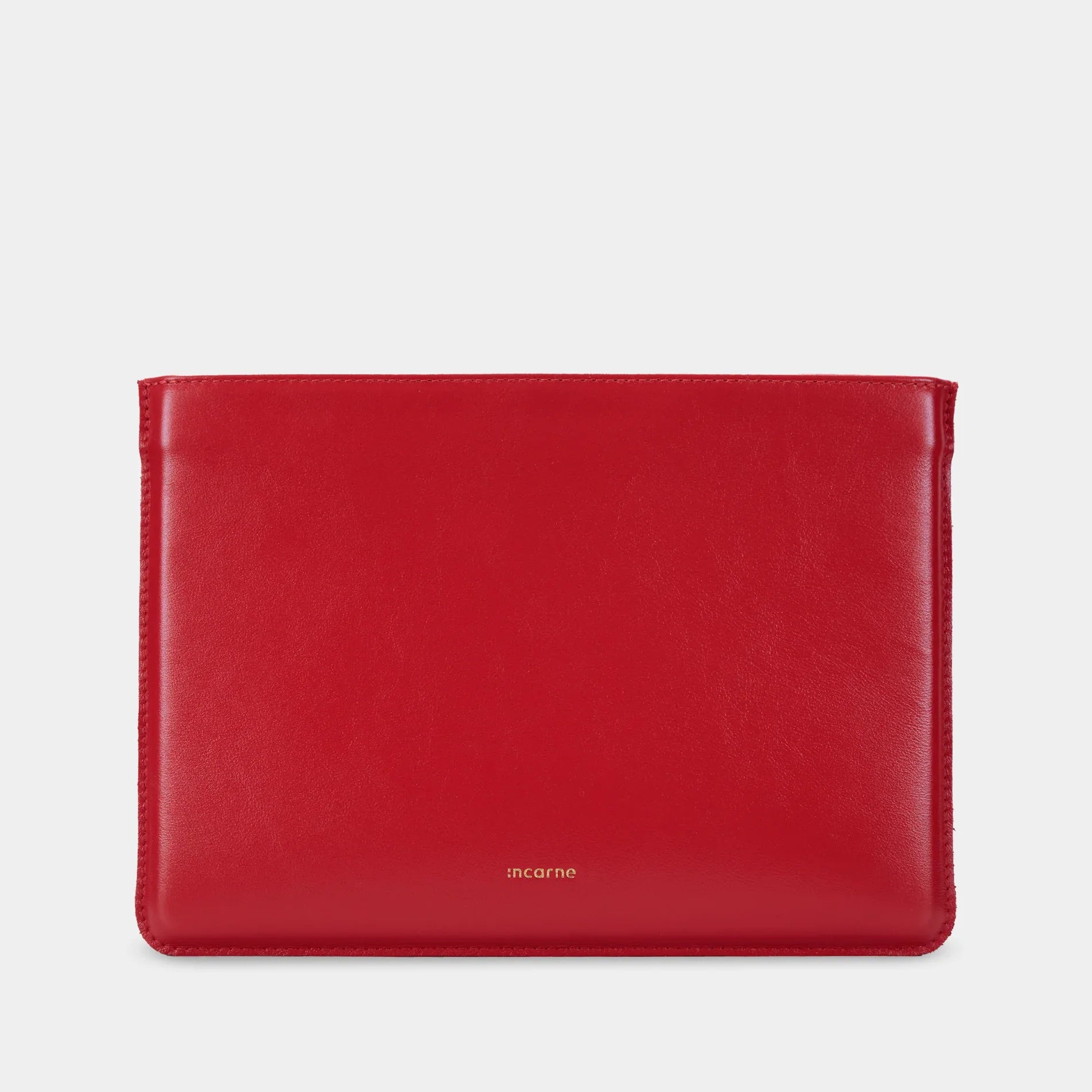 Червоний шкіряний чохол Cline для MacBook та кардхолдер Minimal у мінімалістичному офісному стилі