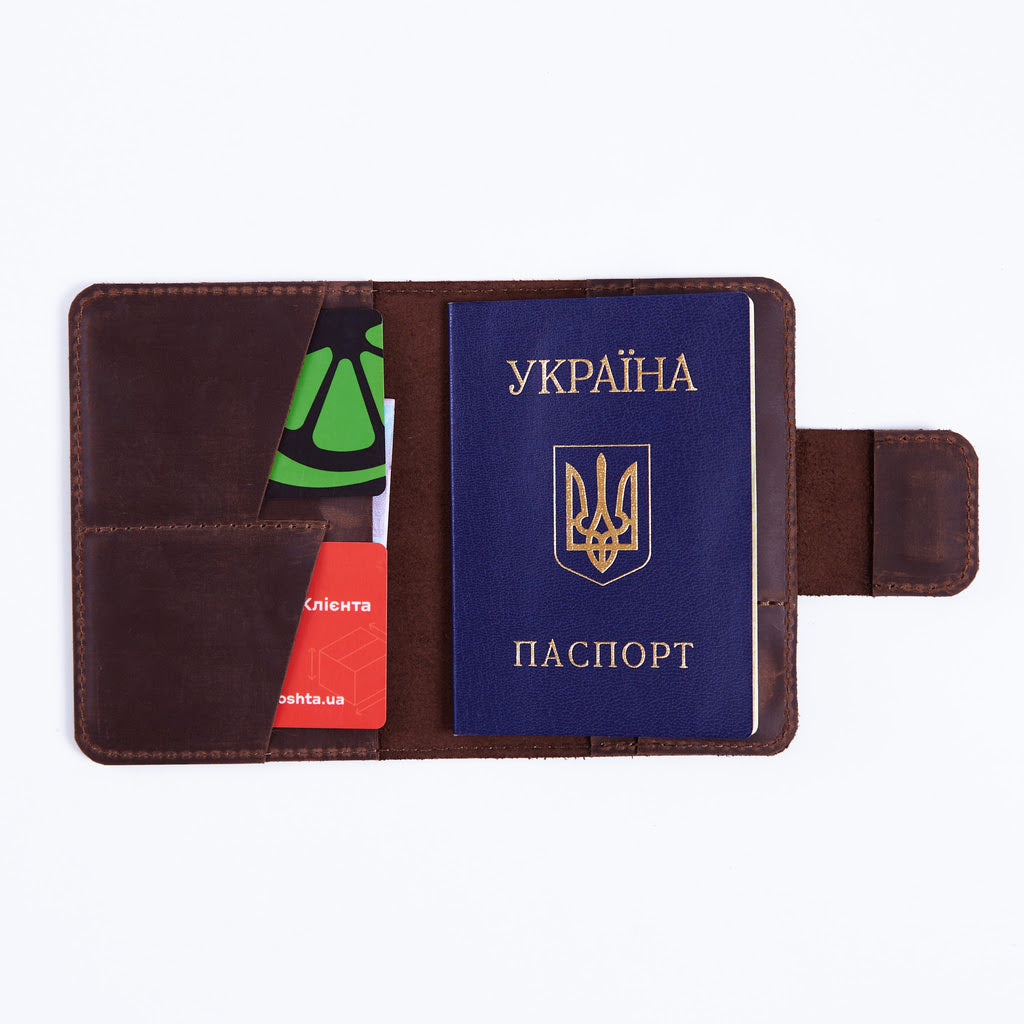 Обложка на паспорт для путешествий с держателем для AirTag и карточек из винтажной кожи «Смарт Джорни» Smart Journey