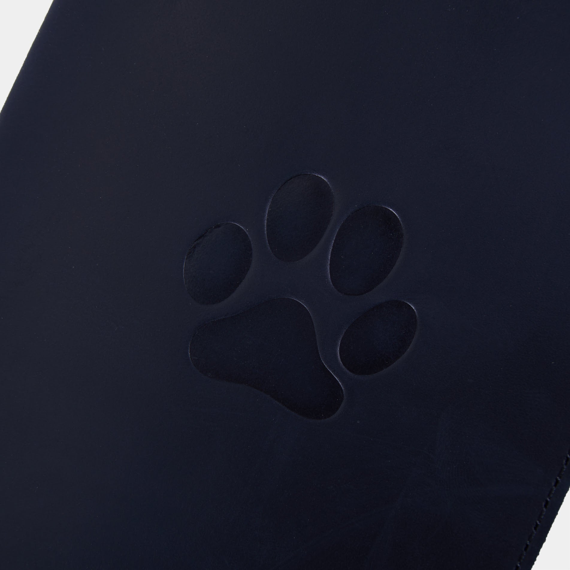 Обкладинка для ветеринарного паспорта Paw, чорний