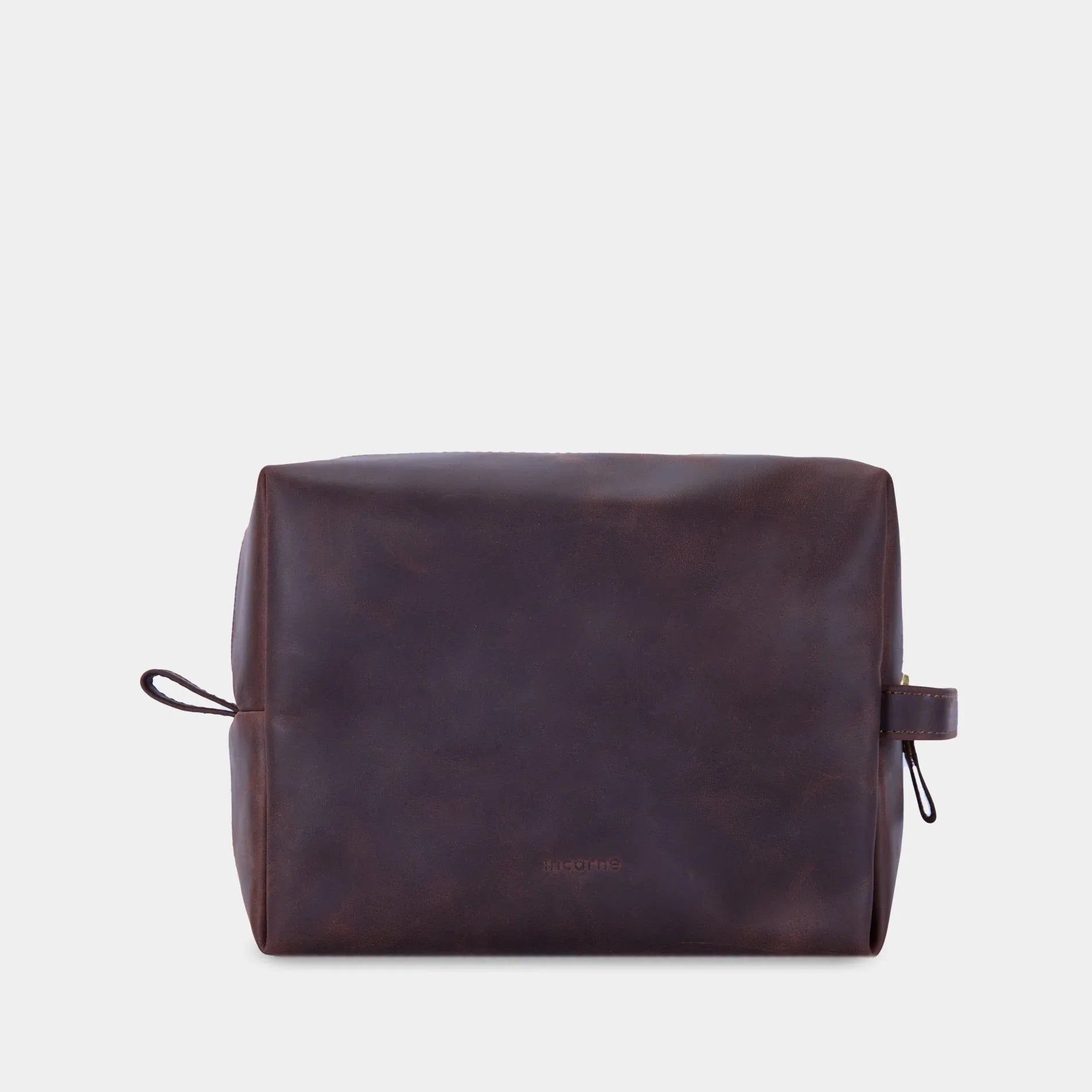 Шкіряна дорожня косметичка Mirage використовується для зберігання косметики та парфумерії в поїздці