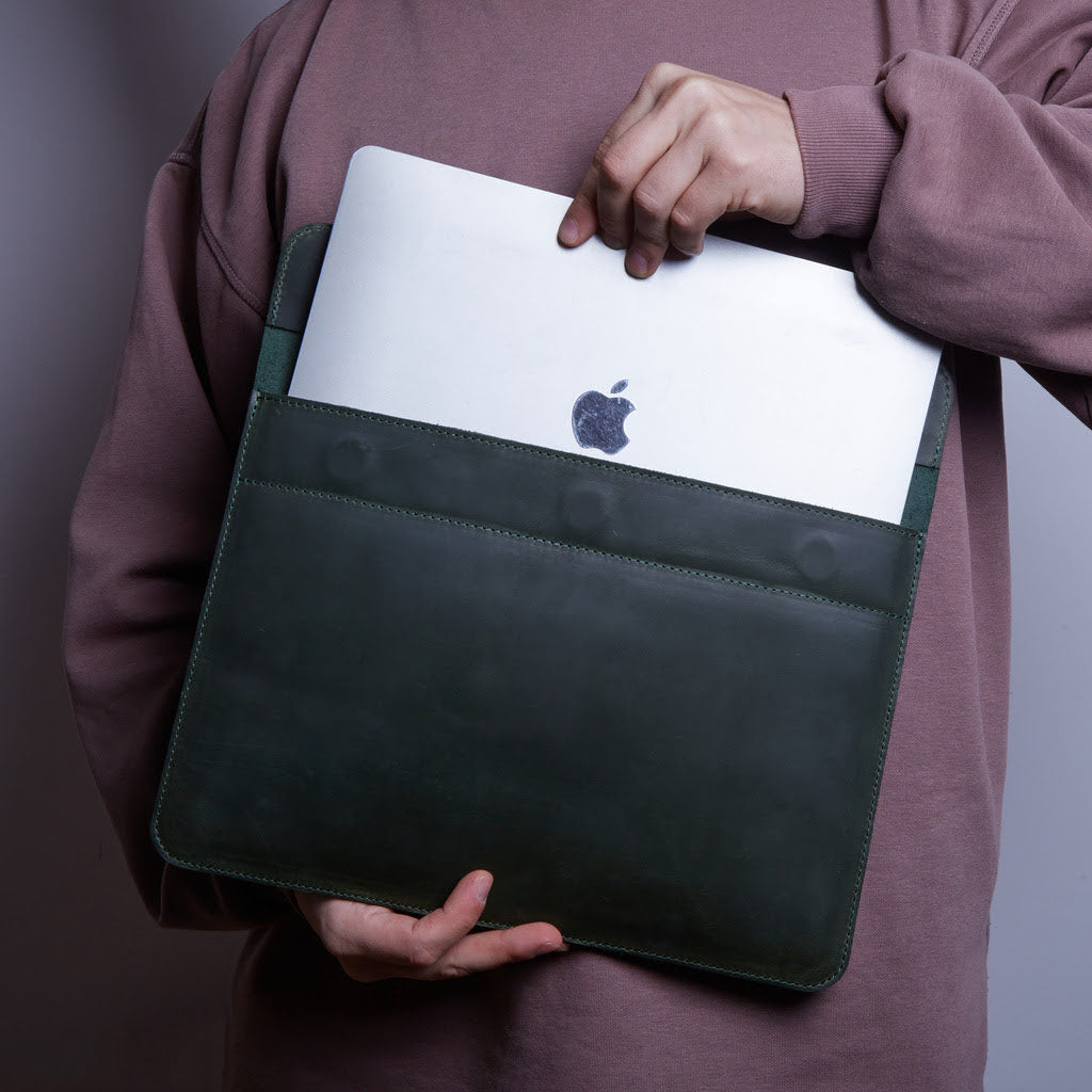 Корпоративные подарки: чехол для MacBook Klouz