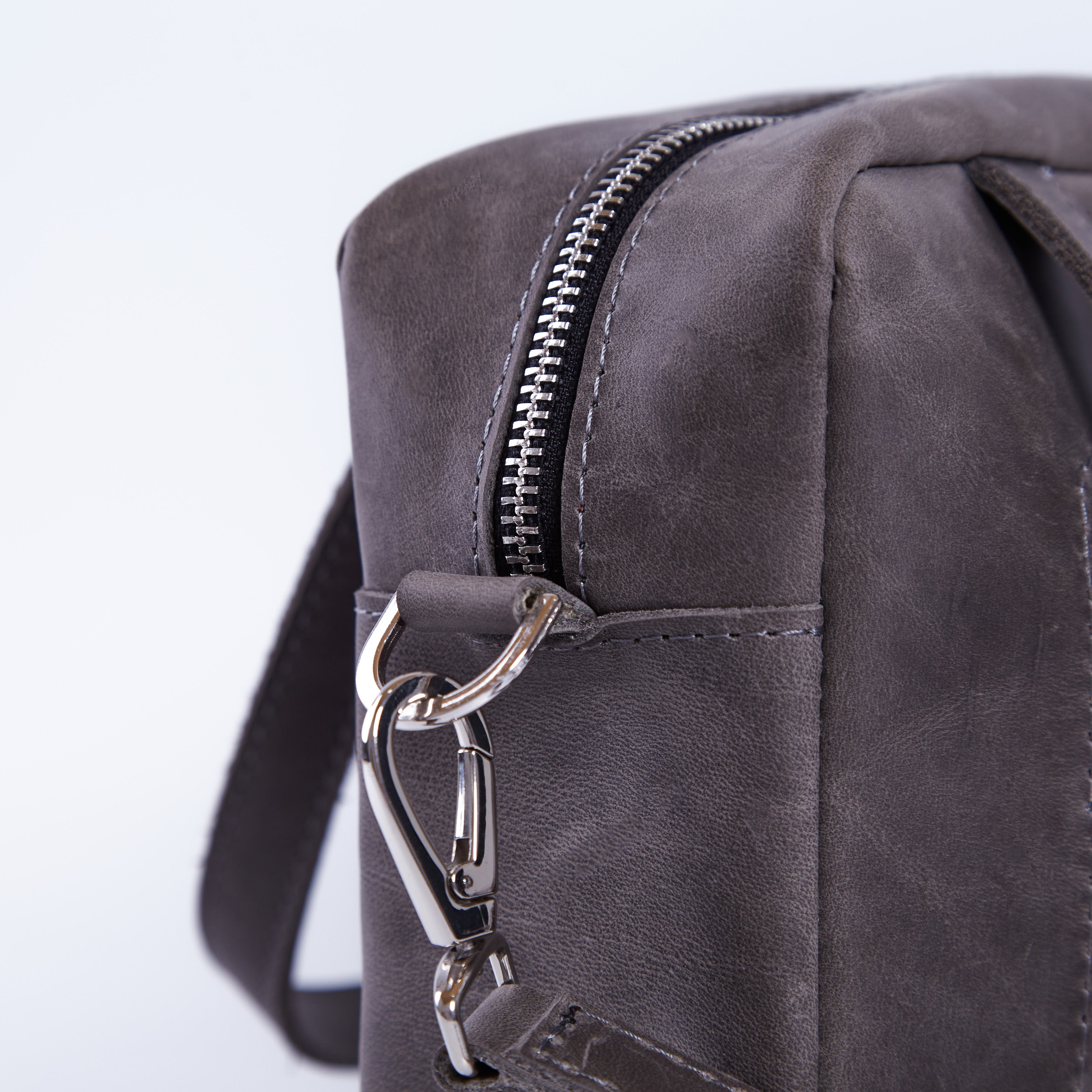 Жіноча сумка ITA Lumi, сірий (вінтажний)