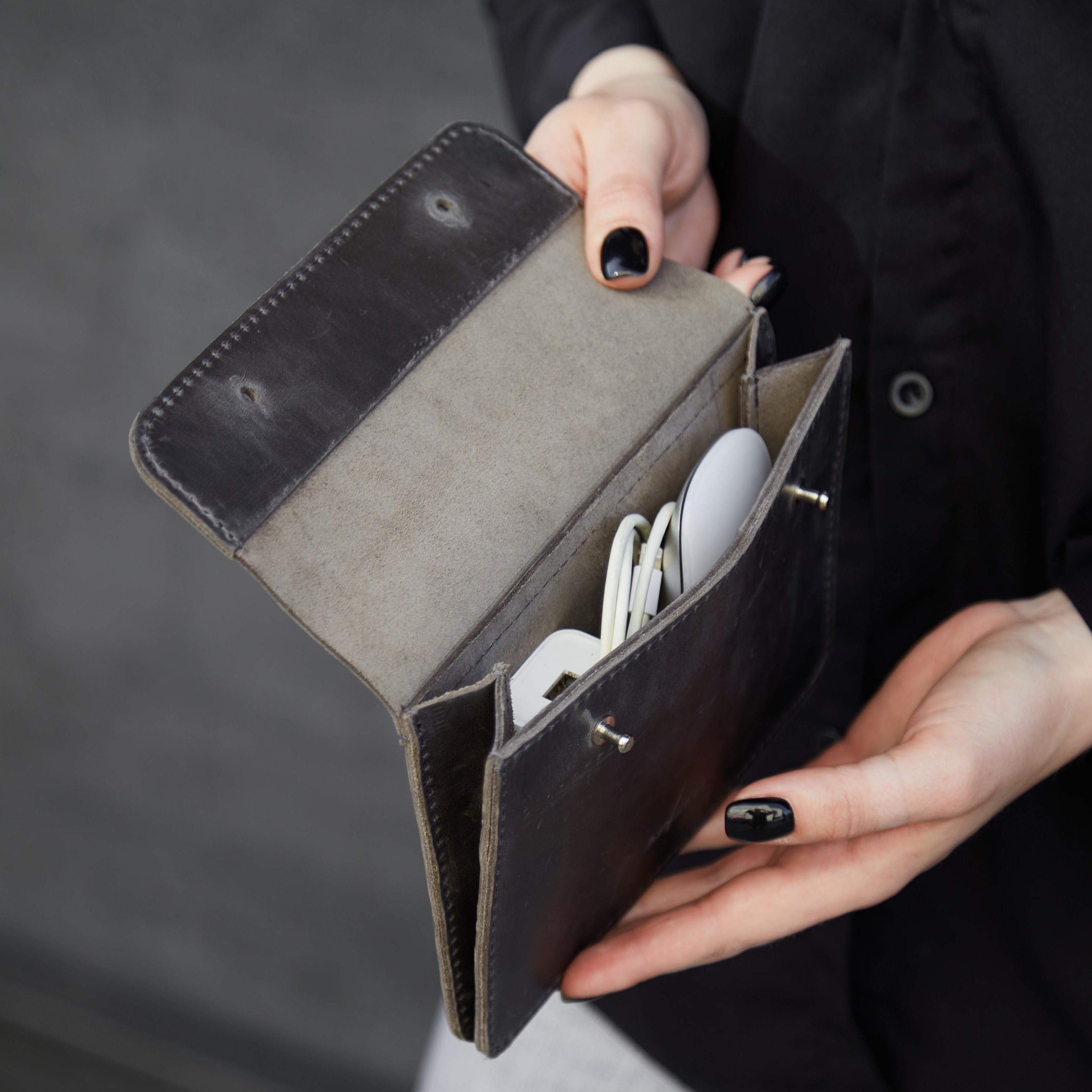 Органайзер для зарядки и проводов Keep, серый (винтажный)