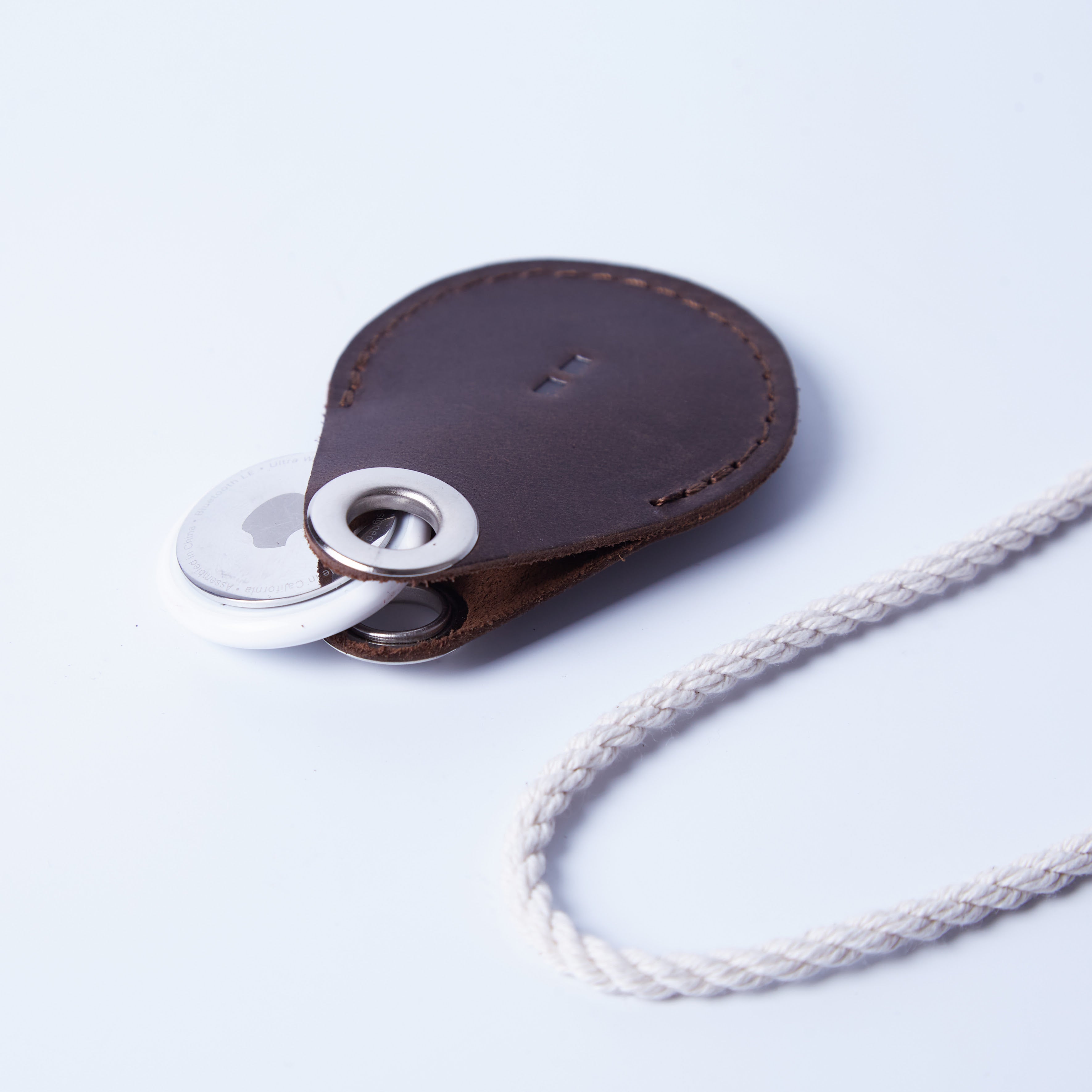 Чохол для AirTag Air Holder, коричневий (вінтажний)