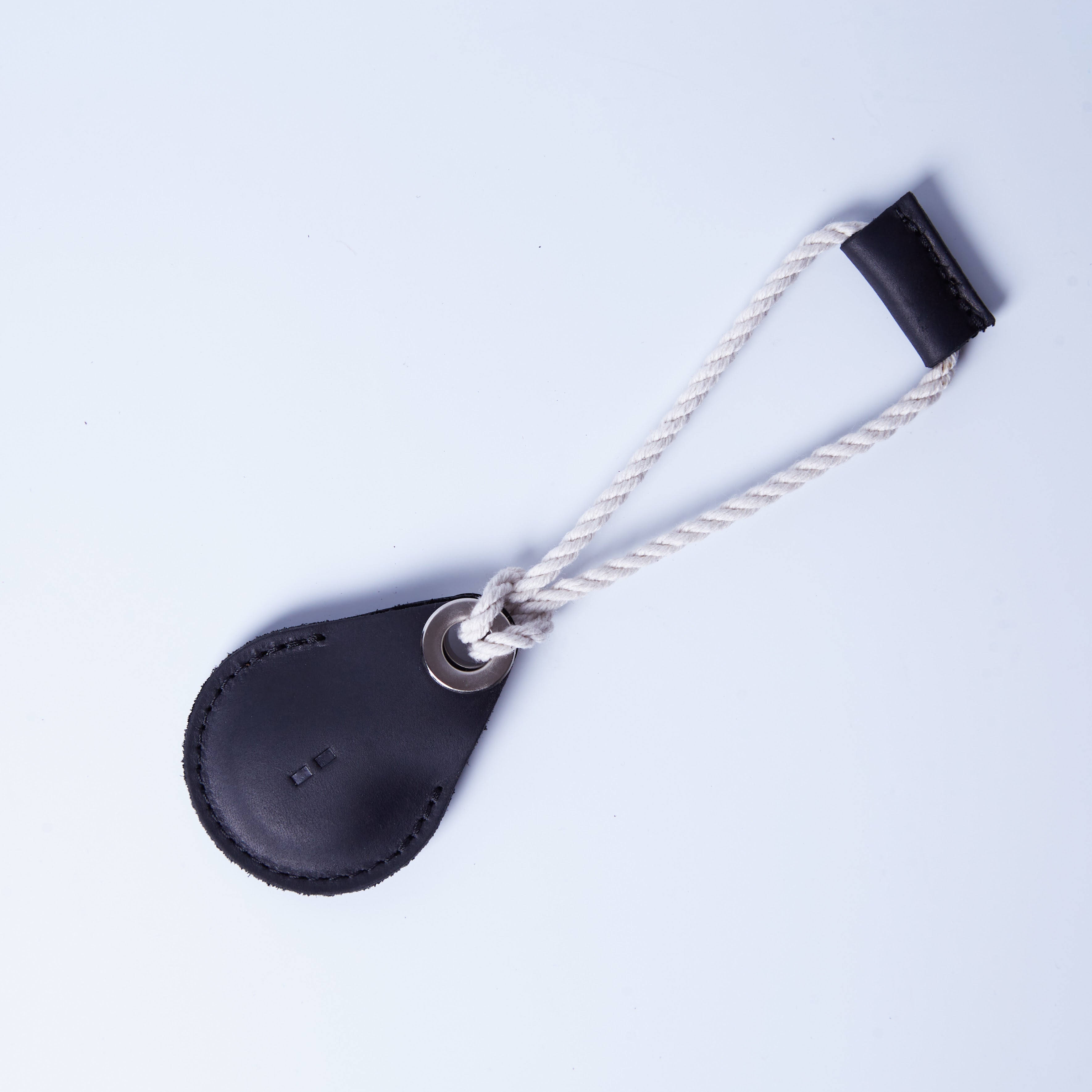 Чохол для AirTag Air Holder, чорний (вінтажний)