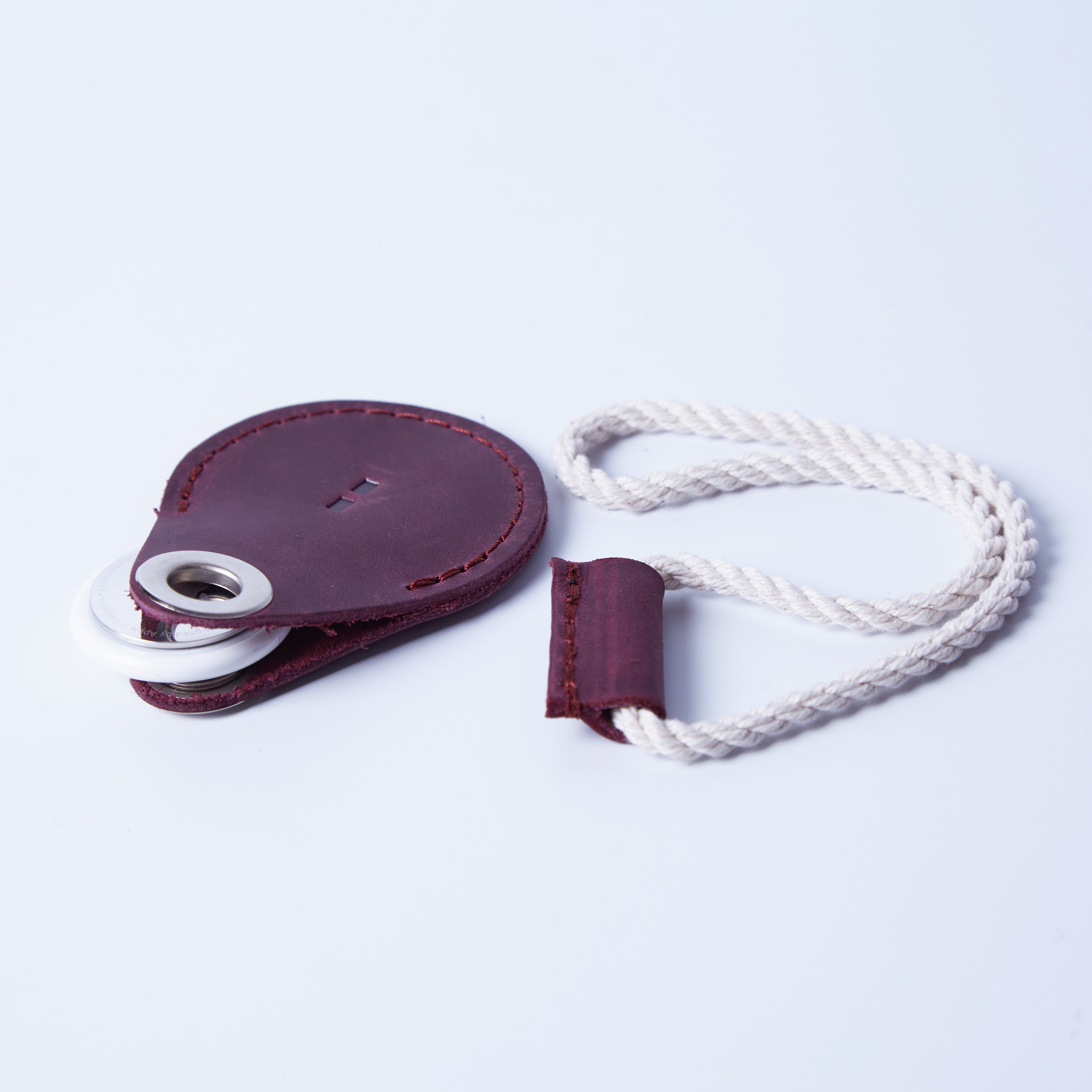 Чохол для AirTag Air Holder, бордо (вінтажний)