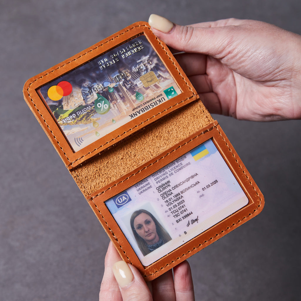 Шкіряна обкладинка для ID-паспорта та водійського посвідчення