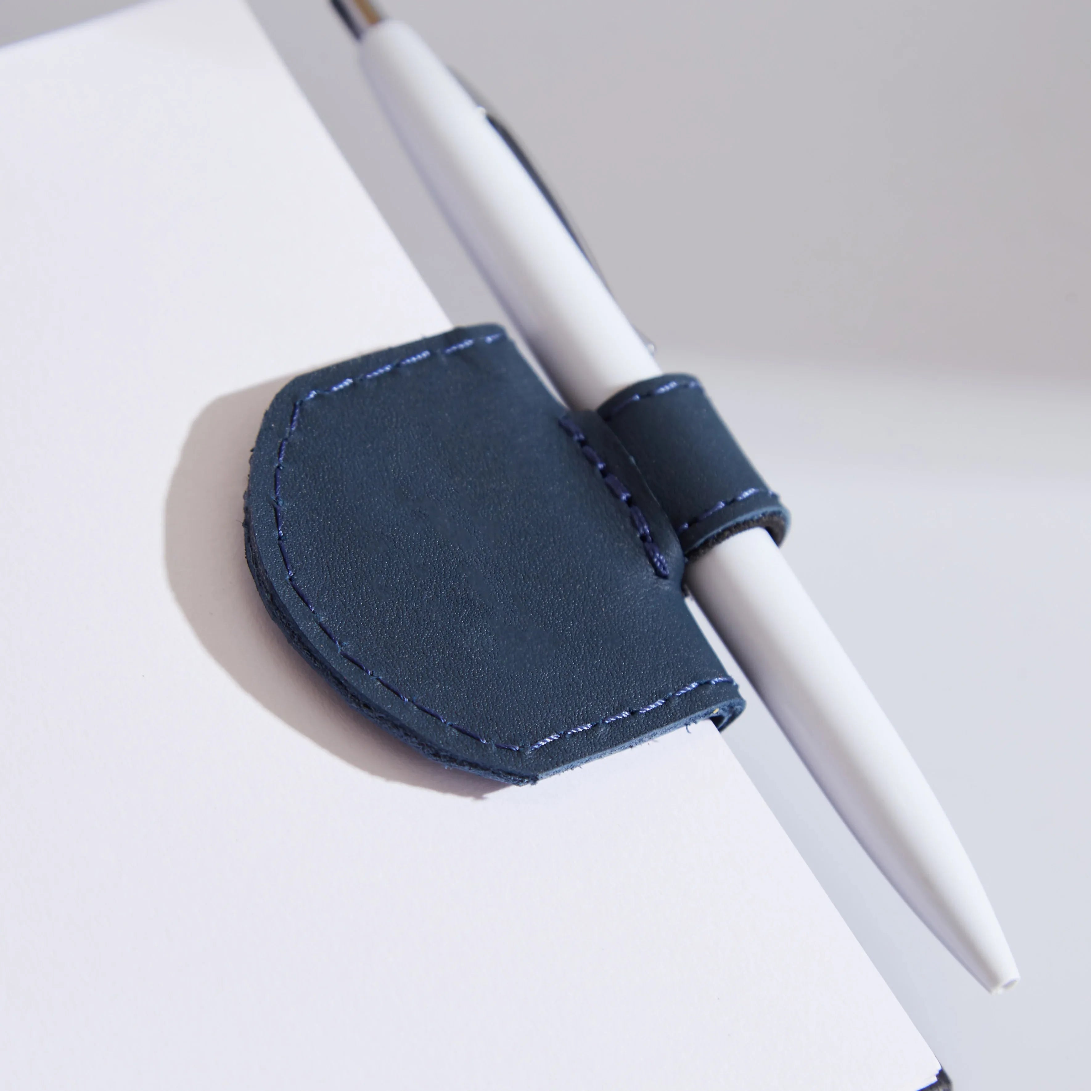 Магнітна закладка Book Tag - INCARNE® Україна