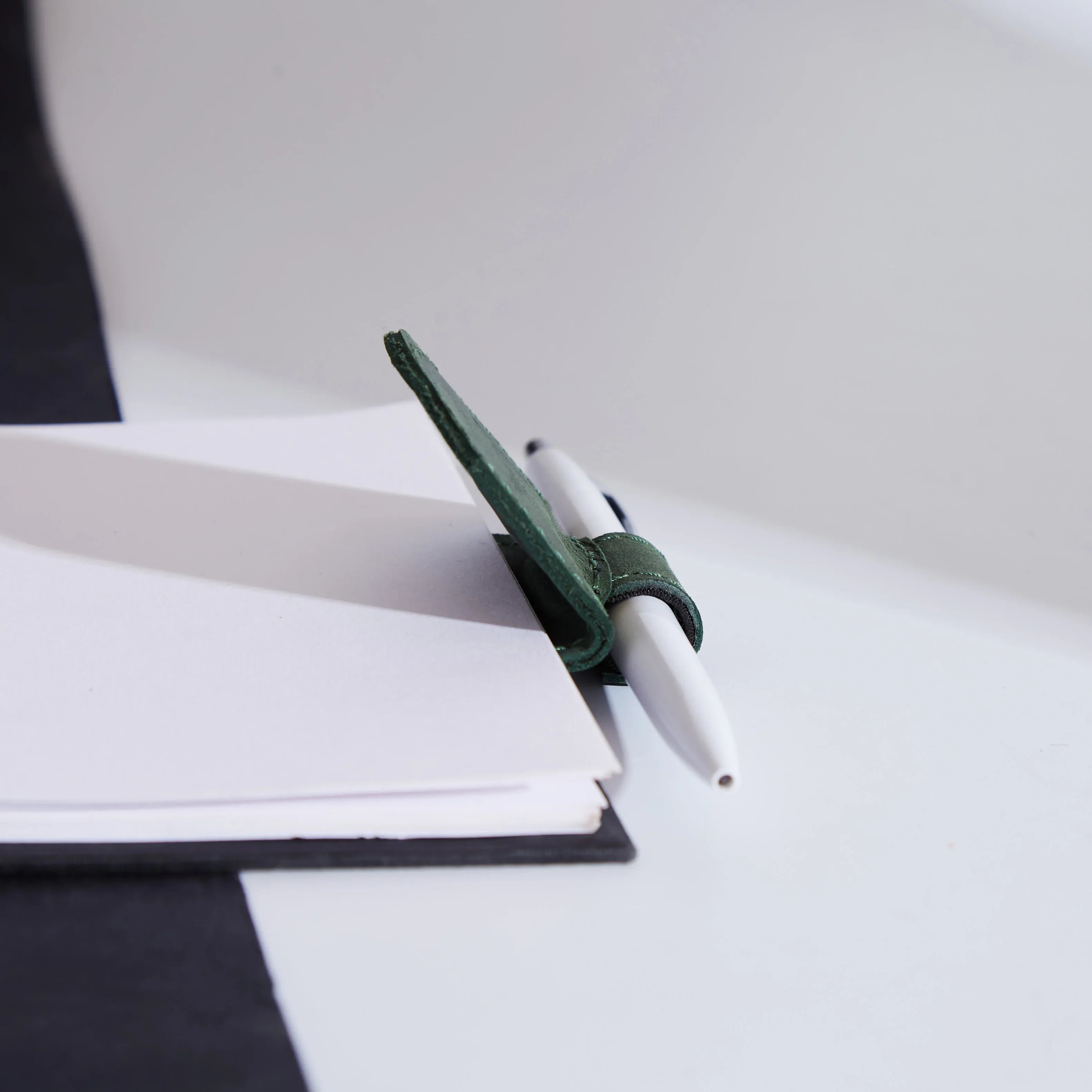 Магнітна закладка Book Tag - INCARNE® Україна