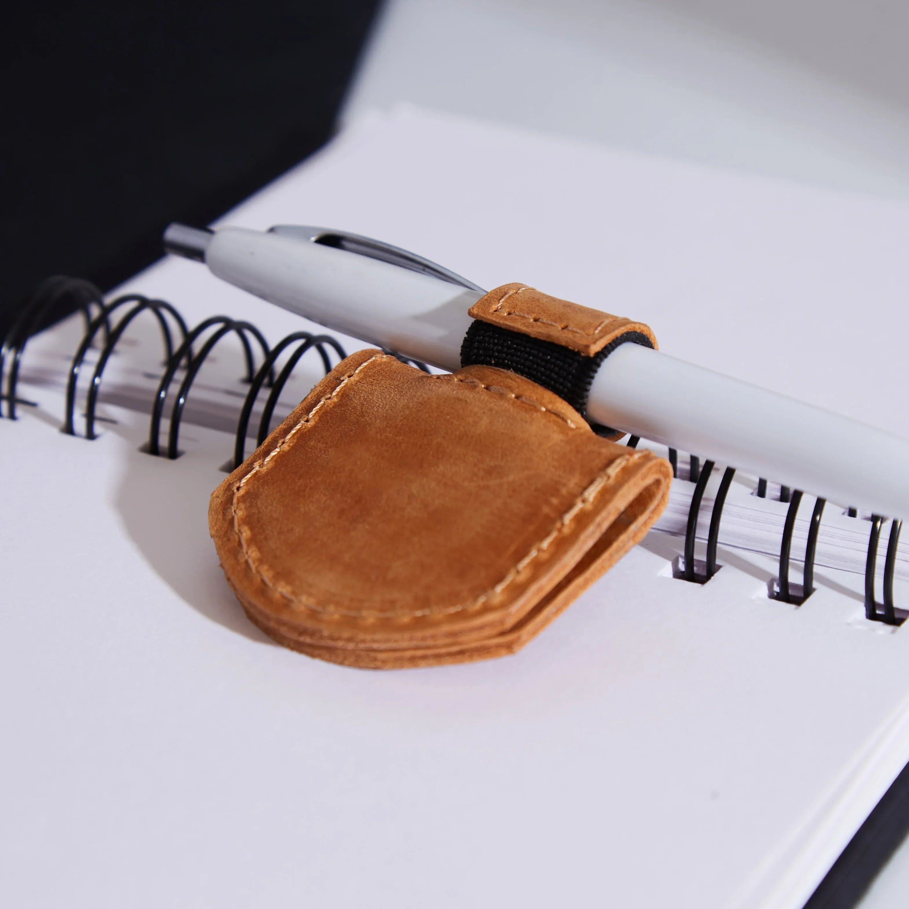 Магнітна закладка Book Tag - INCARNE® Україна