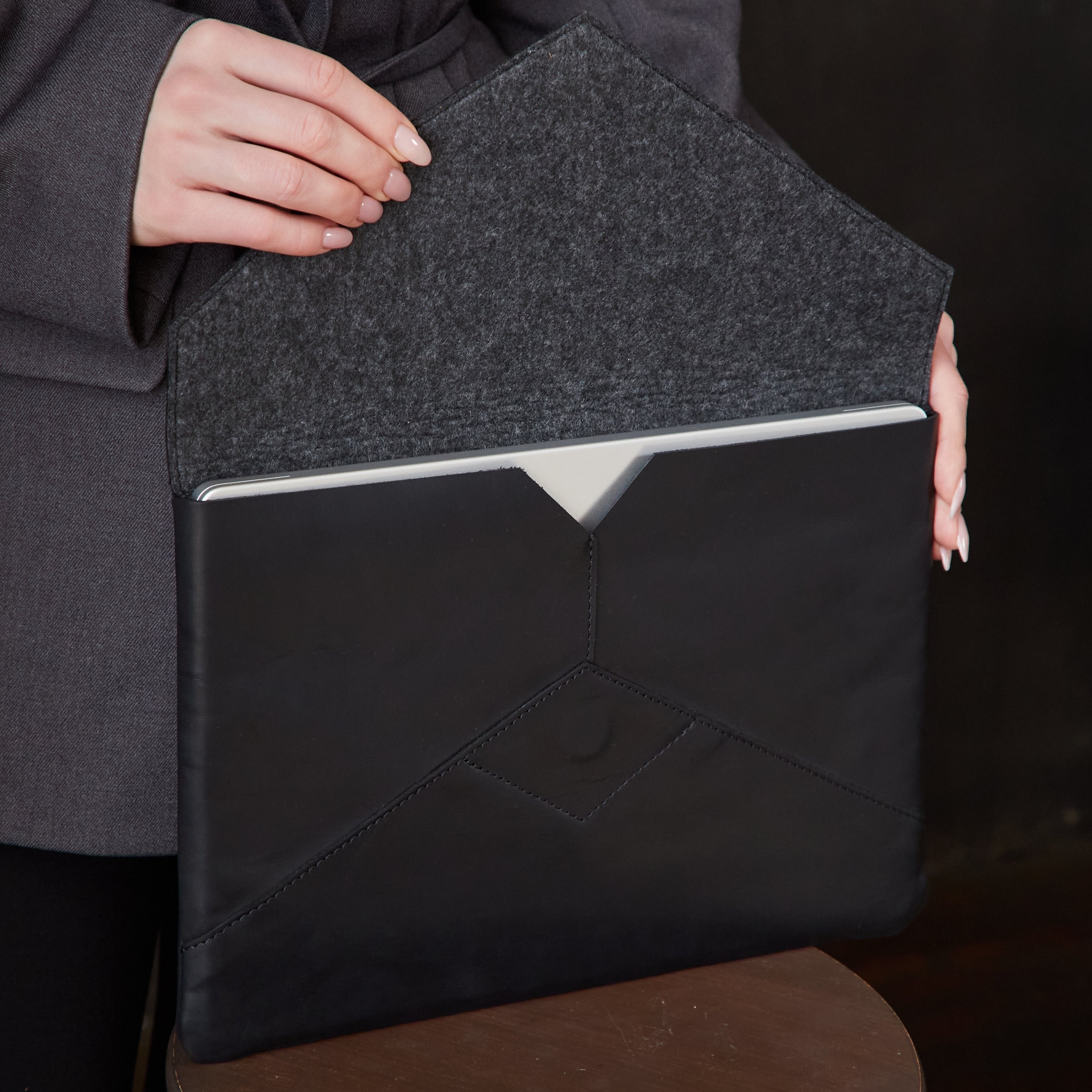 Чехол Envelope, черный (винтажный)