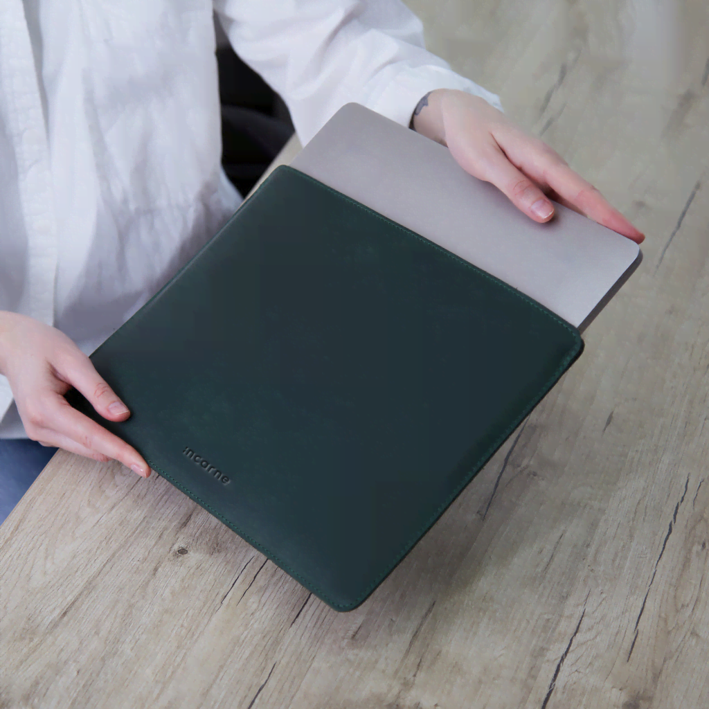 Чохол для ноутбука з натуральної шкіри Gamma Plus зелений з підкладкою