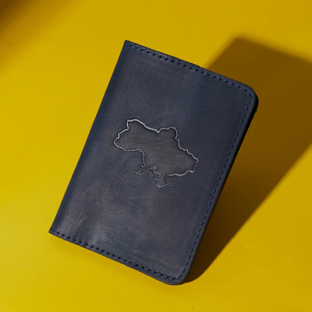 Тонка мінімалістична обкладинка на паспорт без застібки, натуральна шкіра, захист документів у подорожах