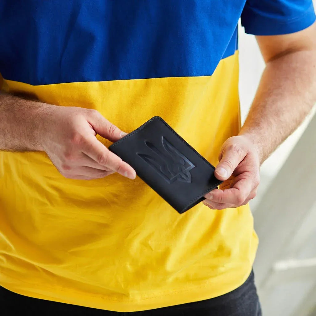 Обкладинка "Герб України" - INCARNE® Україна