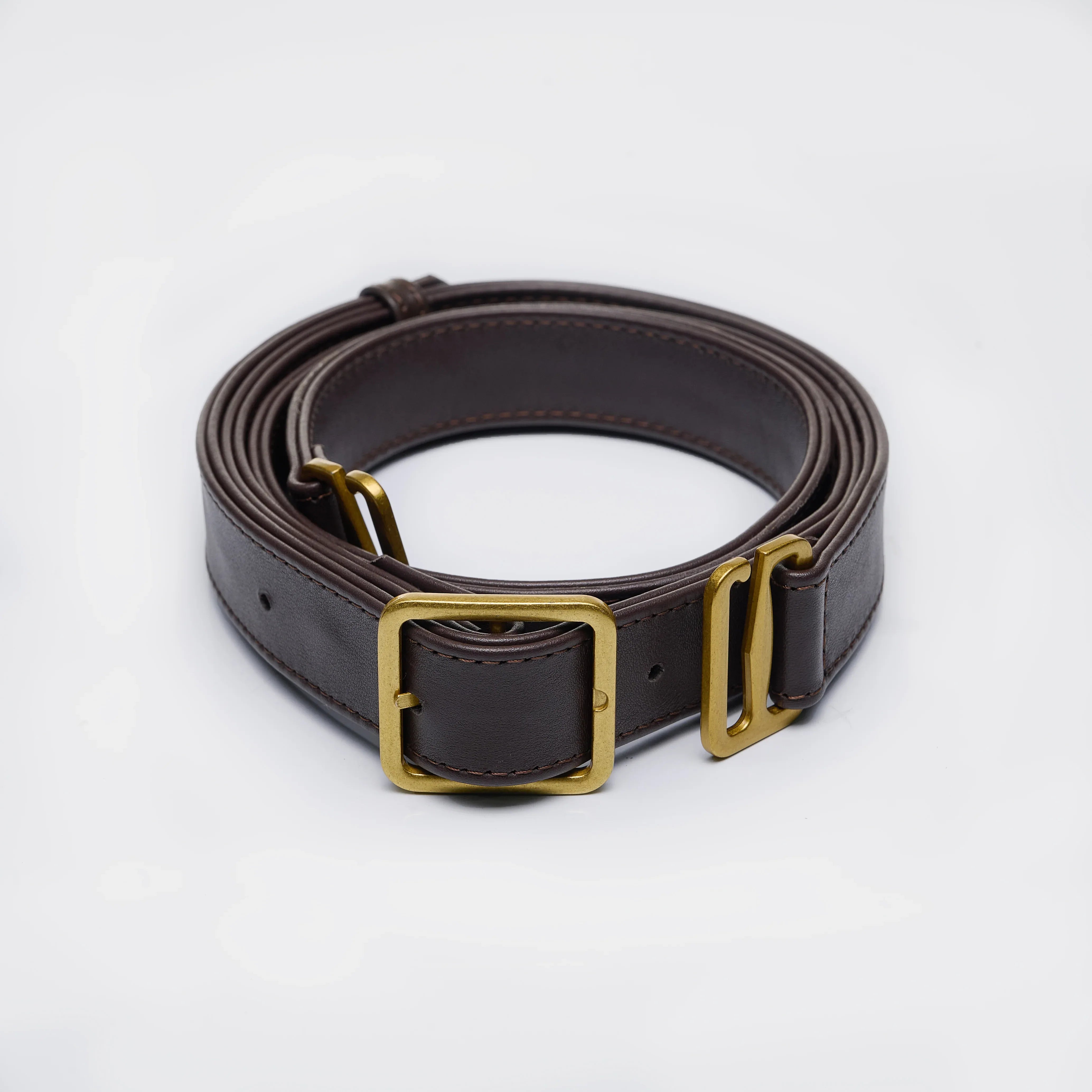 Піщана текстильна підкладка в сумці Brief та організація простору для документів і гаджетів