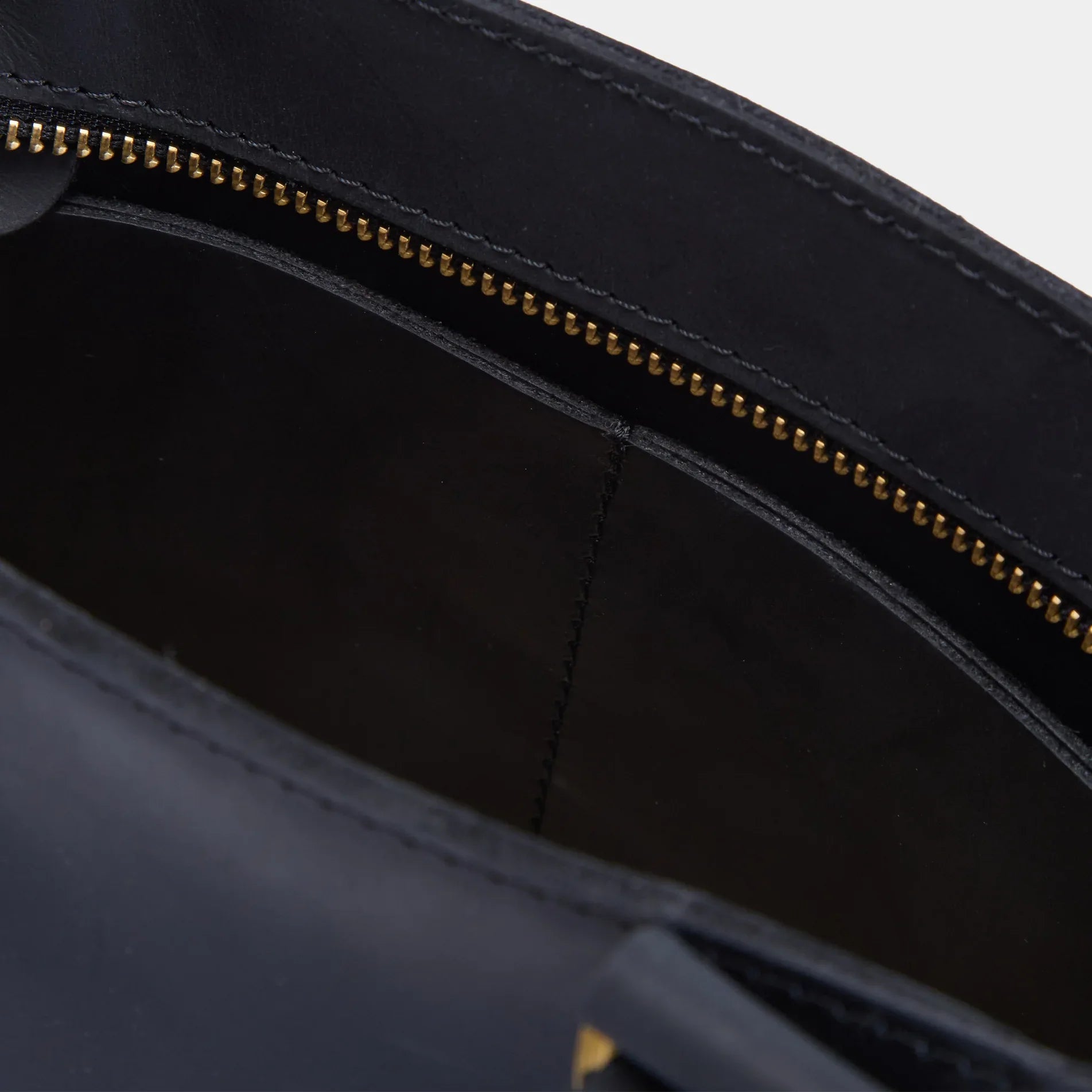 Cумка-рюкзак Optimus - INCARNE® Україна