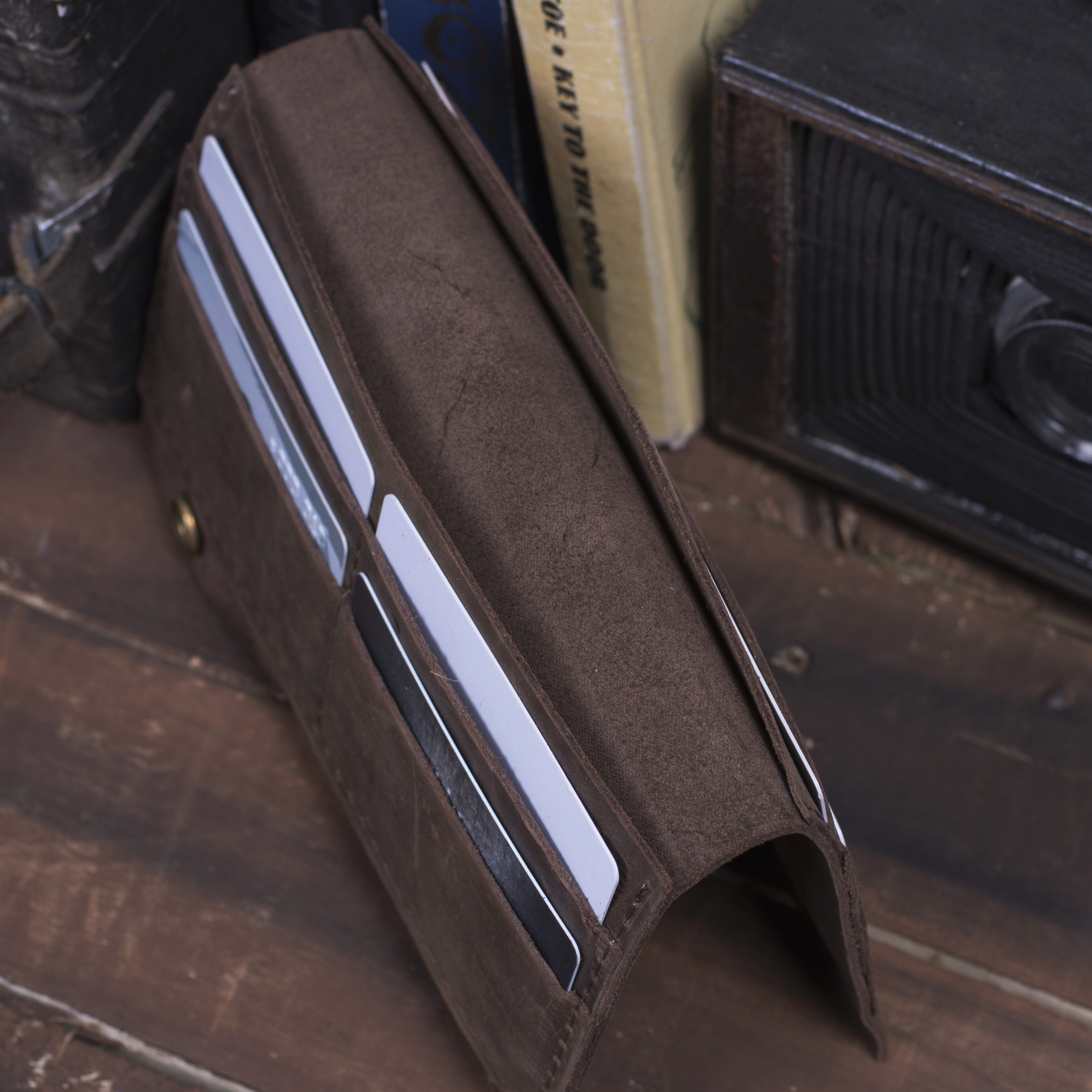 Кожаный кошелек для наличных и документов, коричневый (винтажный)