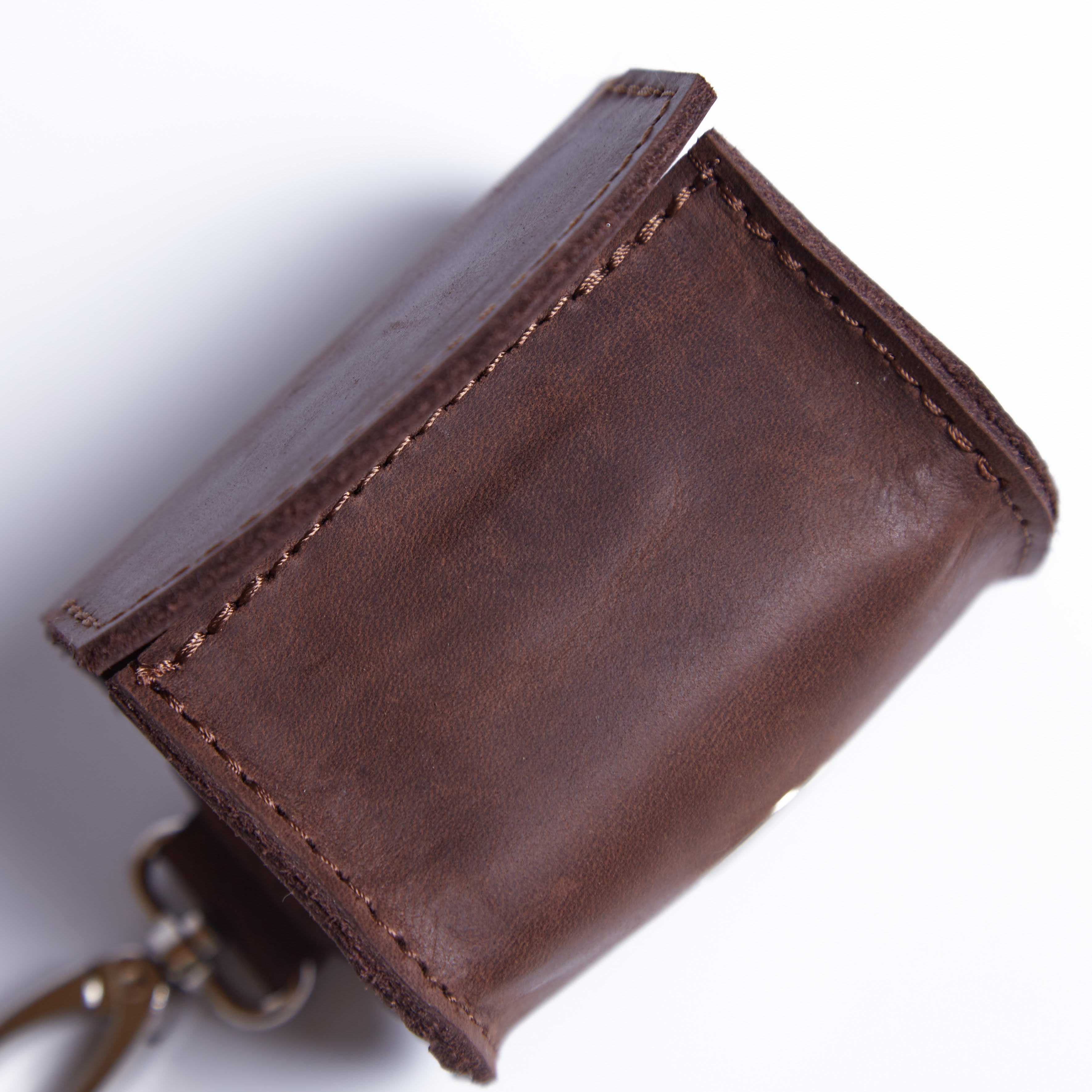 Сумка-брелок для гигиенических пакетов для выгула собак Easy Walk, коричневый (винтажный)