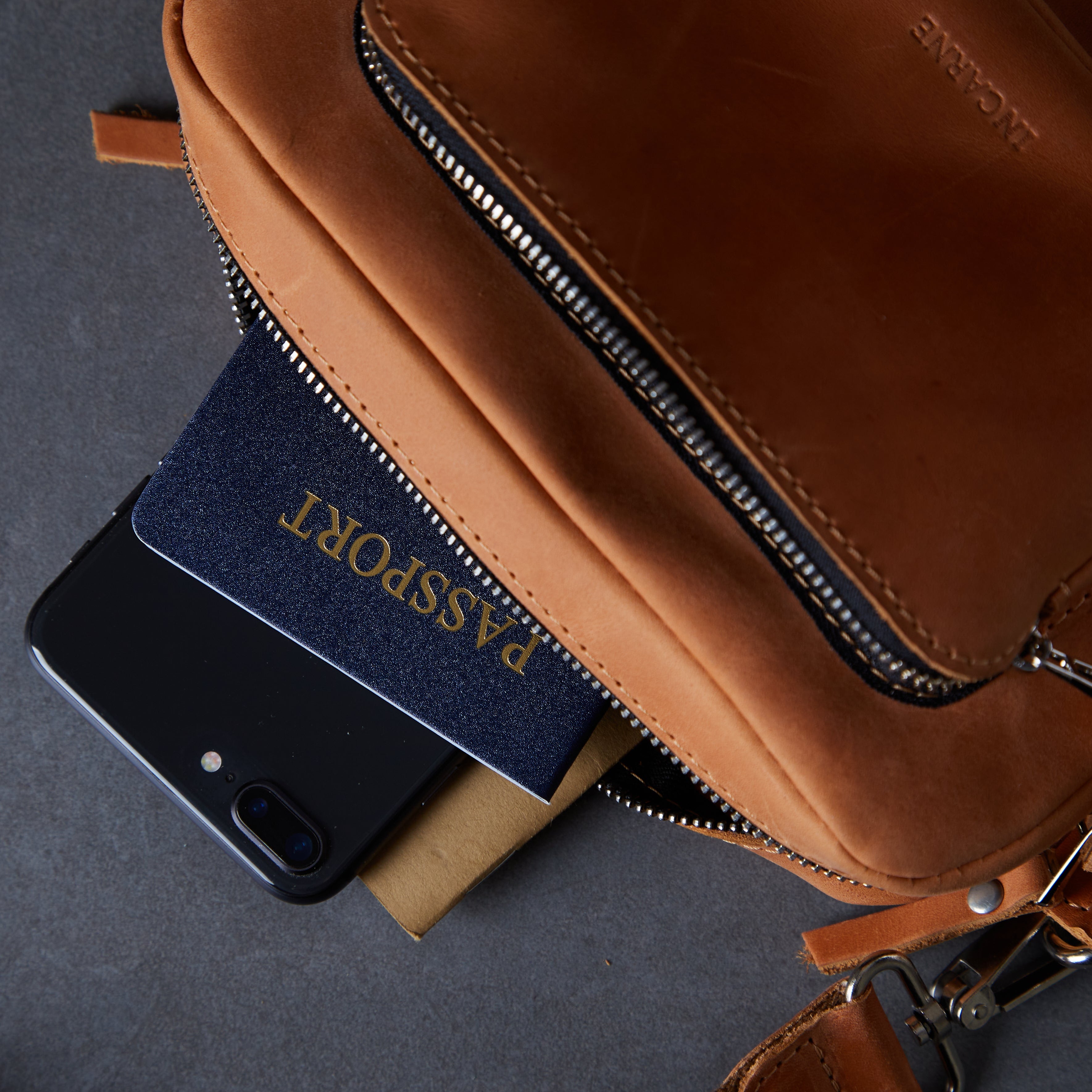 Поясна сумка Couple, коньяк (вінтажний)