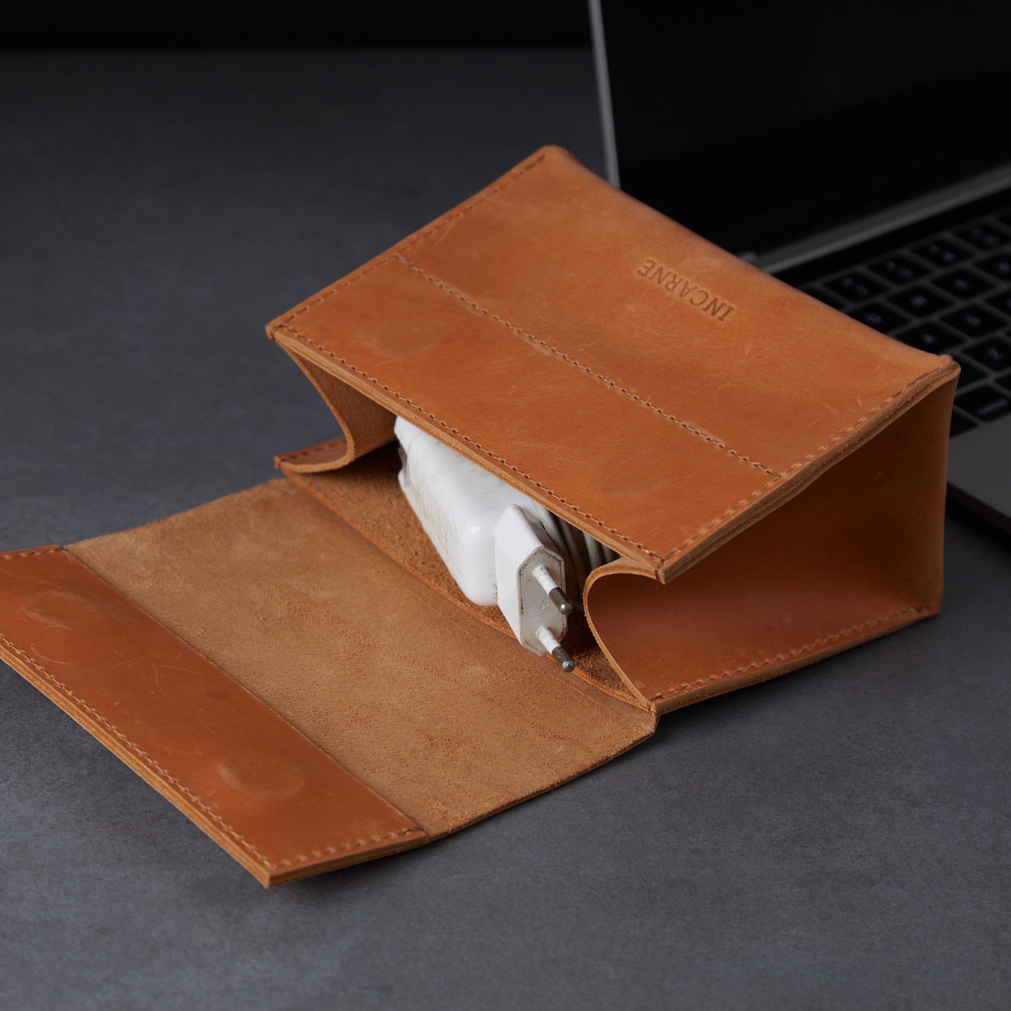 Органайзер Wire Keeper, коньяк (вінтажний)