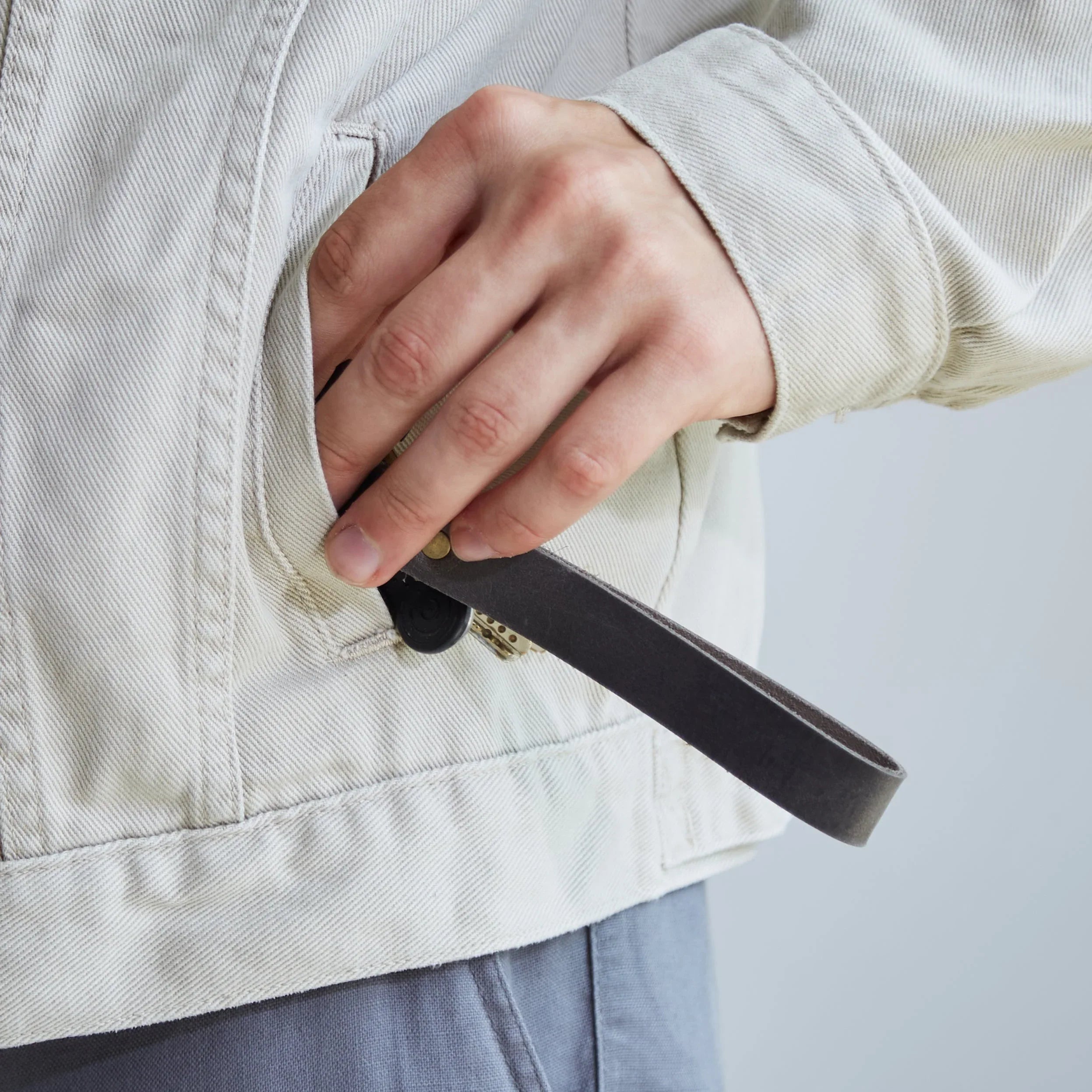 Шкіряний брелок - INCARNE® Україна