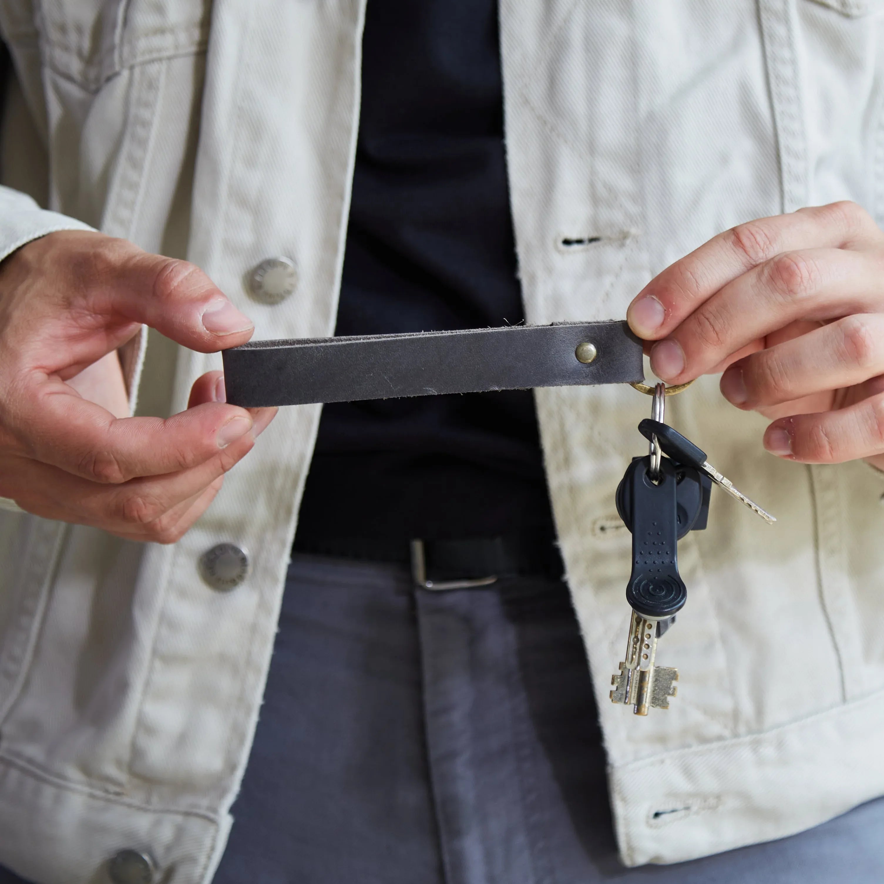 Шкіряний брелок - INCARNE® Україна