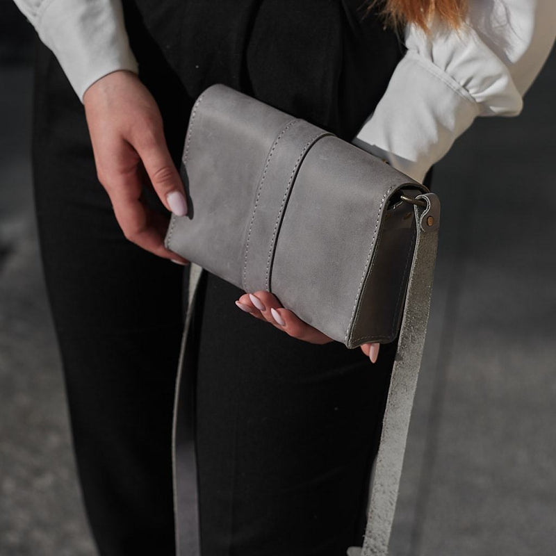 Жіноча сумка на плече з кобурною застібкою «Класік» Classic